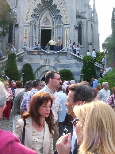 The Mausoleum of the Viscount in the Sajpp feast-day