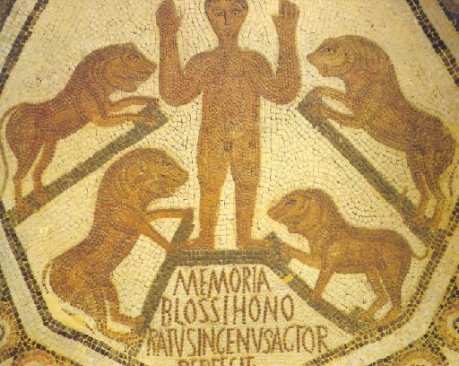 Daniele nella fossa: mosaico del pavimento proveniente dalla cappella funeraria di Borj el-Youdi (V sec.). Tema biblico frequente nell'arte cristiana.