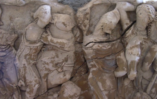 Particolare di sarcofago con Amazzoni