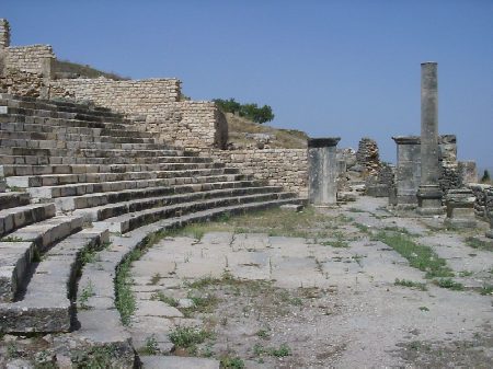 Teatro romano annesso alle Terme dei Ciclopi