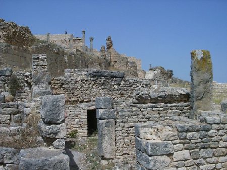 Case di abitazione del popolino romano ai piedi delle Terme di Licinio