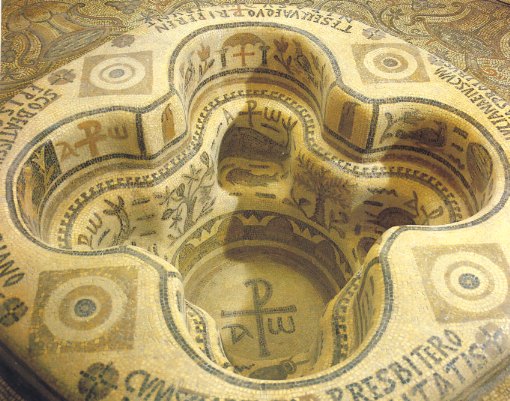 Lo splendido fonte battesimale della piazzaforte bizantina al Museo del Bardo a Tunisi