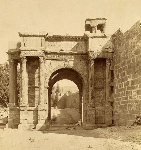 Arco quadrifronte del tempo dell'imperatore romano Caracalla