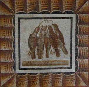 Mosaico che rappresenta una xenia, con un motivo di origine ellenistica