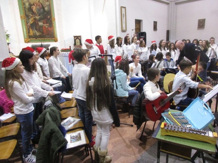Un momento nella preparazione del concerto con il Coro Adeodato