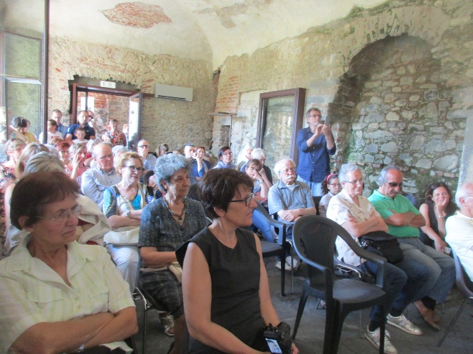 Il pubblico presente nella Sala del Pellegrino durante la presentazione