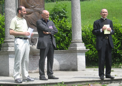 Don Pavanello inaugura il Cammino nel parco storico archeologico S. Agostino a Cassago