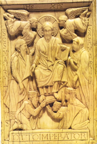 Placchetta Trivulzio del 983 circa. in avorio con l'imperatore Ottone