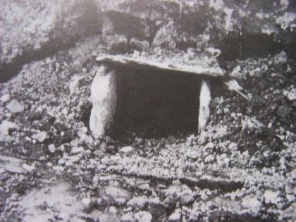La tomba del Crotto fotografata al momento del ritrovamento