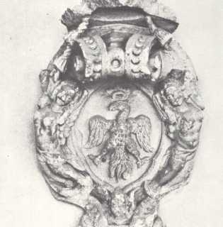 Stemma che ricorda mons. Filippo Pirovano Commendatario a Civate (1649)
