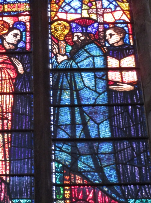 Agostino e la regola agostiniana: vetrata della chiesa agostiniana di Dublino con scene agostiniane