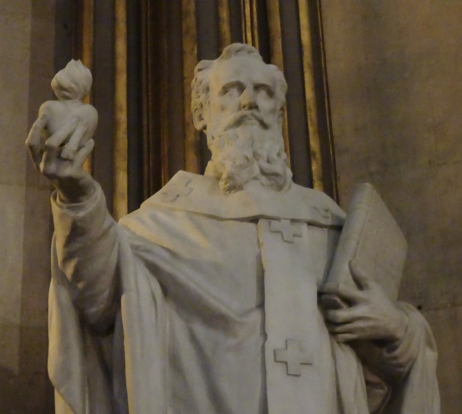Agostino cardioforo, statua nella chiesa di sant'Agostino a Parigi