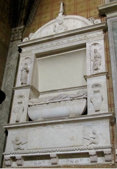 Monumento al cardinale tebaldi in S. Maria sopra Minerva