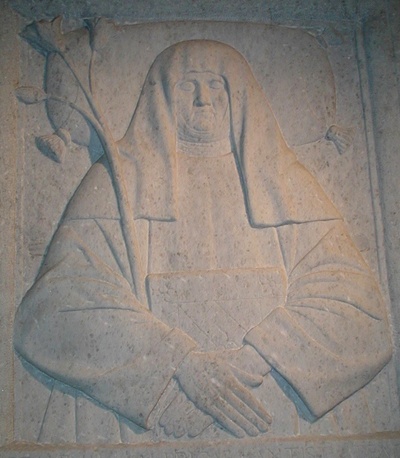 Lastra tombale di Maddalena Albrici nella chiesa di S. Andrea a Brunate di Como