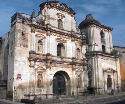 Chiesa barocca agostiniana a Antigua