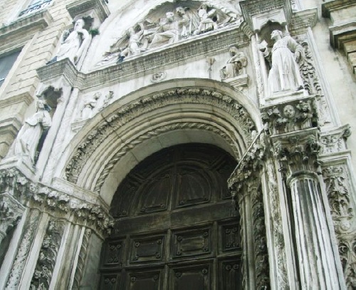 Portale della chiesa di S. Agostino ad Ancona