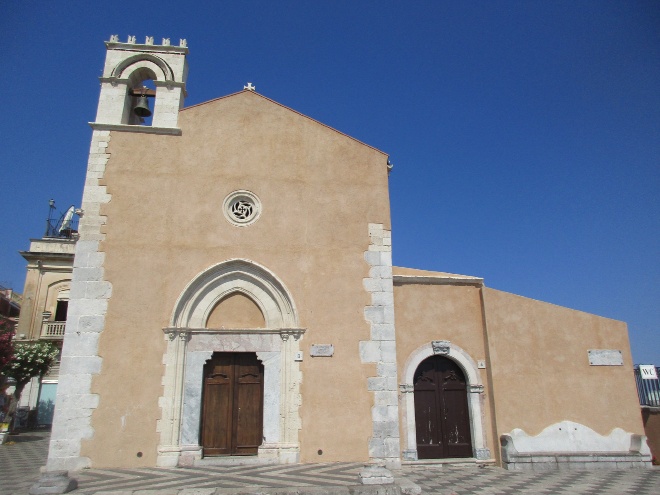 La chiesa di Sant'Agostino a Taormina