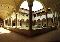 Immagine del convento di sant'Agostino a Pietrasanta