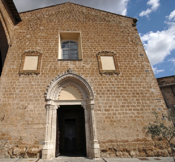 Portale della chiesa di S. Agostino