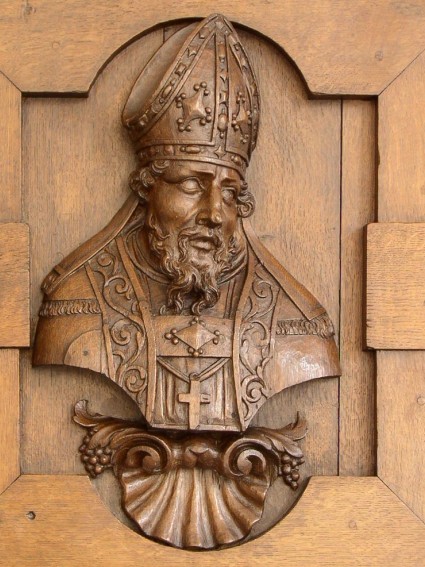sant'Agostino: altorilievo sulla porta del convento