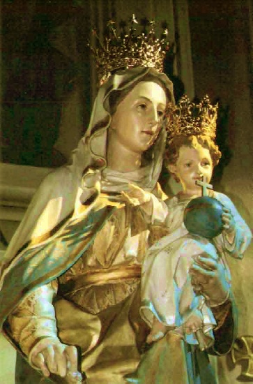 Statua della Madonna della Cintura a Ferno