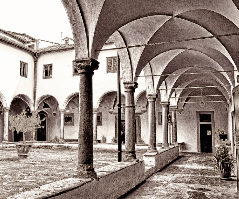 Chiostro del monastero agostiniano di Scarperia
