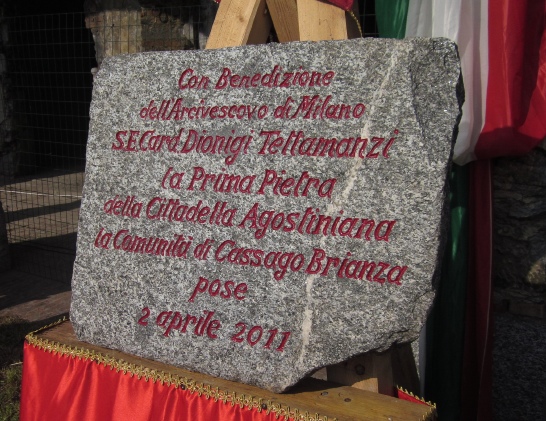 La prima pietra della Cittadella Agostiniana benedetta dal cardinale Tettamanzi