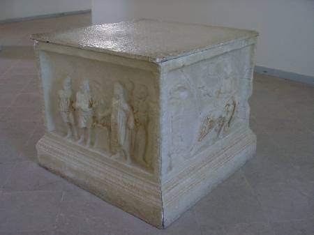 Ara di età romana