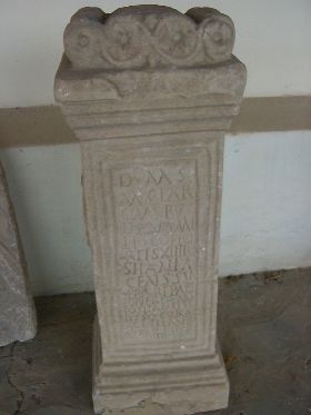 Ara dedicata a Mercurio