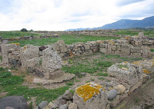 Resti del tempio di Eshmoun a Sidone