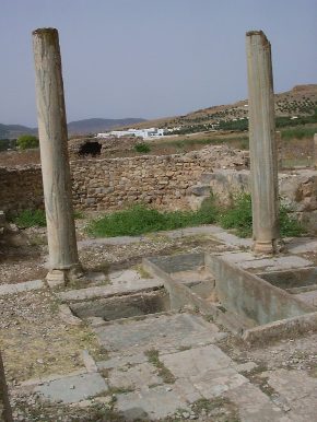 Resti del fonte battesimale