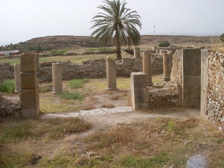 Tempio pagano: ambienti interni con colonne