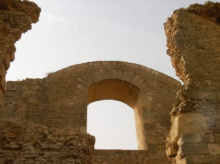 Spettacolare finestra delle Terme di Julia Memmia