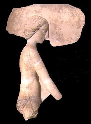 Frammento di un bassorilievo in stucco che raffigura una atleta vestita con una specie di bikini
