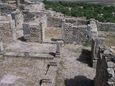 Una camera che introduce al complesso delle Terme Liciniane