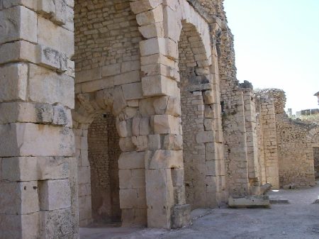 Il grandioso complesso della palestra delle Terme Liciniane