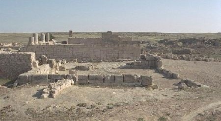 I resti della struttura del Foro di Gigthis