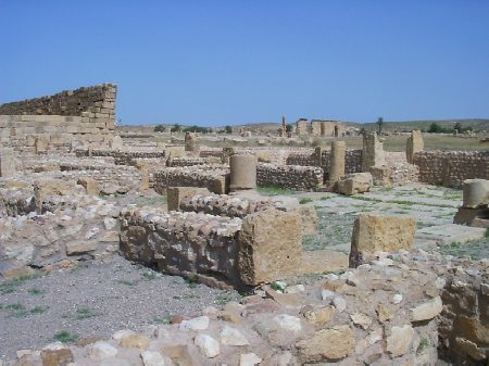 Il quartiere delle attività commerciali a Sufetula