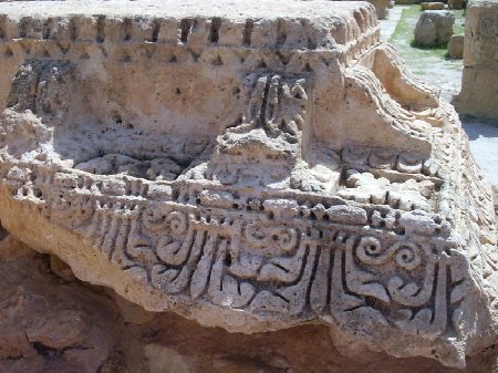 Particolare di una decorazione nella chiesa di Vitalis