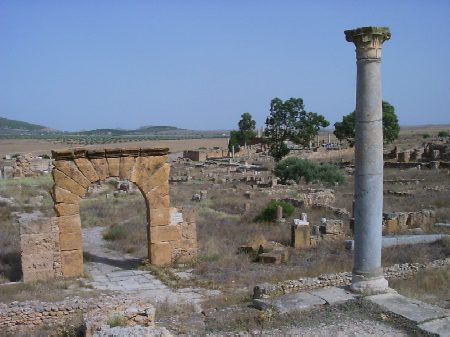 L'Arco del tempio della dea caelestis