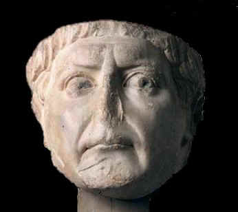 Ritratto di Traiano, il suo vero nome era M. Ulpius Traianus, secondo imperatore della dinastia degli Antonini (98-117)