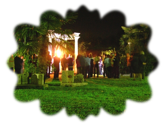 La fiaccola del dialogo partita da Tagaste arriva a Cassago il 9 novembre 2006 e viene accesa davanti al monumento a sant'Agostino