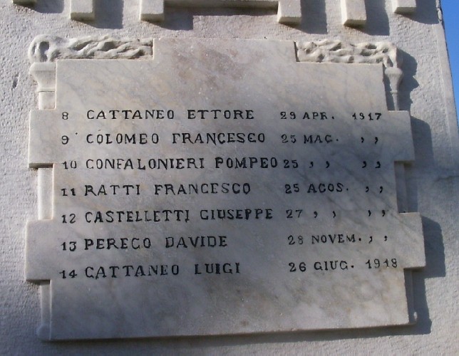 Lapide del Monumento ai Caduti della Prima Guerra Mondiale a Cassago