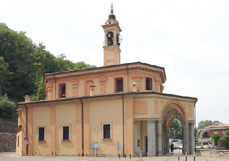 La chiesa-santuario di Madonna del Bosco
