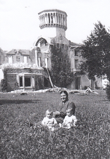 Nel giardino della Casa da Nobile in demolizione