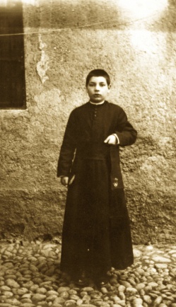 Il giovane don Motta
