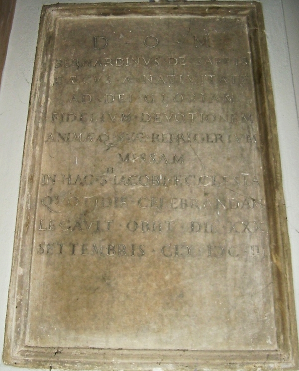Lapide del 1603 che ricorda il lascito di Bernardino de Sapis nella chiesa parrocchiale di Cassago