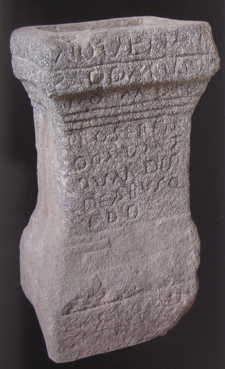 Ara votiva dedicata a Giove da Novelliano Pandaro