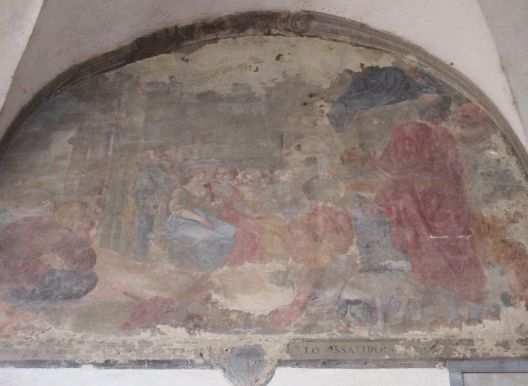 San Facondo viene assalito con sassi da numerose dame