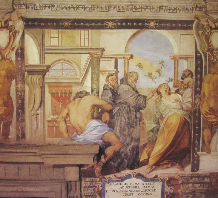 Affreschi di Ganassini nel chiostro della chiesa della SS. Trinit: Guarisce una indemoniata